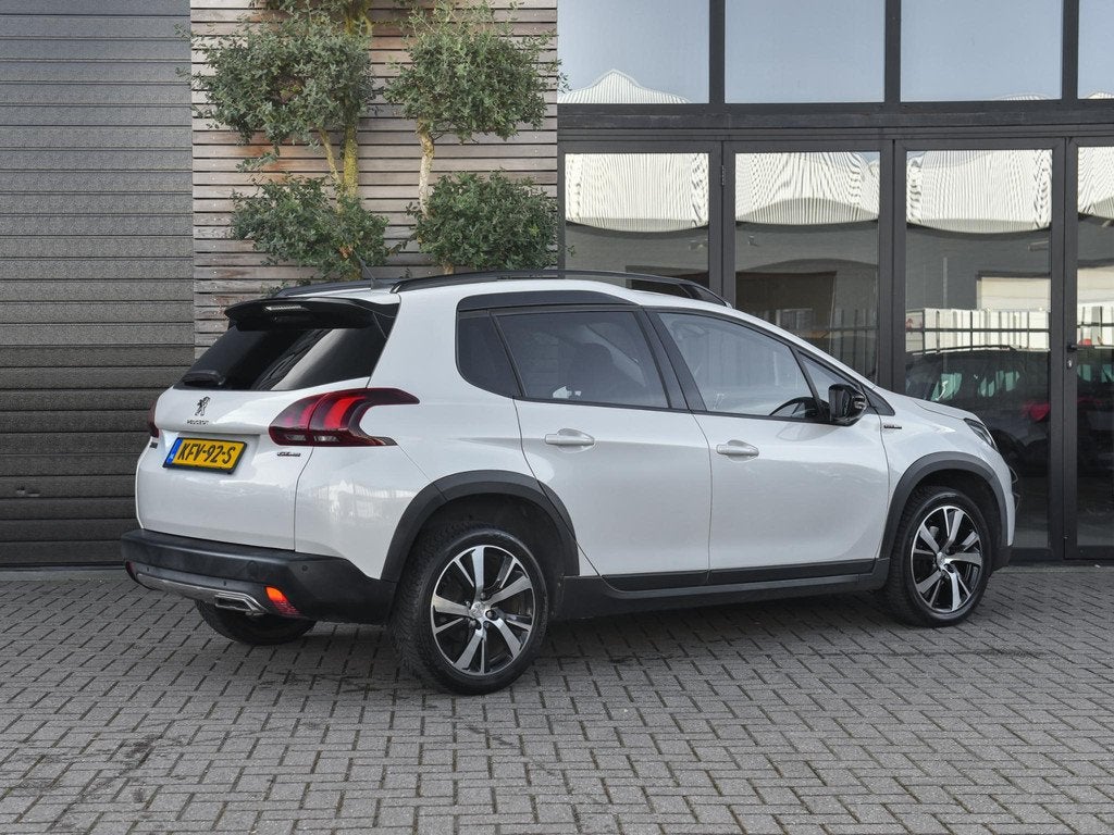 Peugeot 2008 1.2 PureTech GT-Line, Auto's, Stof, Euro 6, 1199 cc, Wit