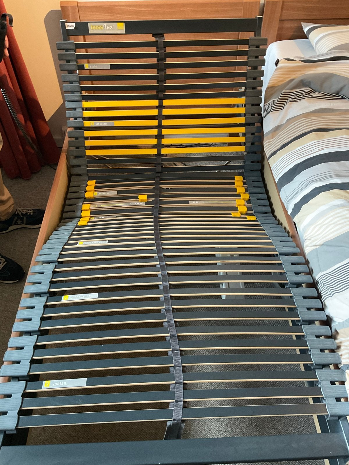 Beter Bed Bossflex 600 EL elektrische lattenbodem 90x200 cm, Ophalen, 90 cm, 200 cm, Hout