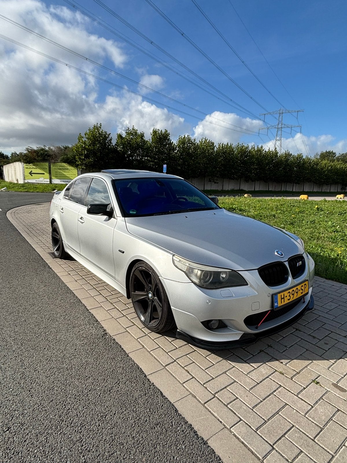BMW 5 serie E60 520i, Auto's, Achterwielaandrijving, Zwart, Adaptive Cruise Control, Leder