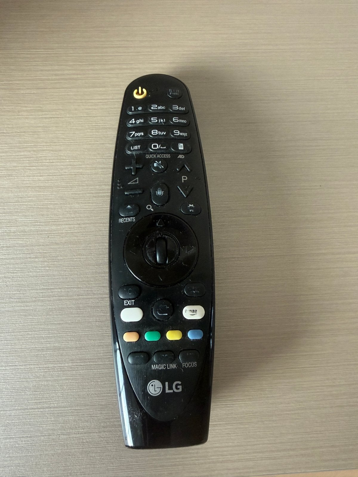 Foto 8 van LG OLED55C7V Smart TV 55 inch met muurbeugel