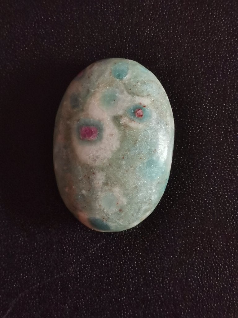 Robijn in Zoisiet handsteen, Ophalen of Verzenden, Mineraal