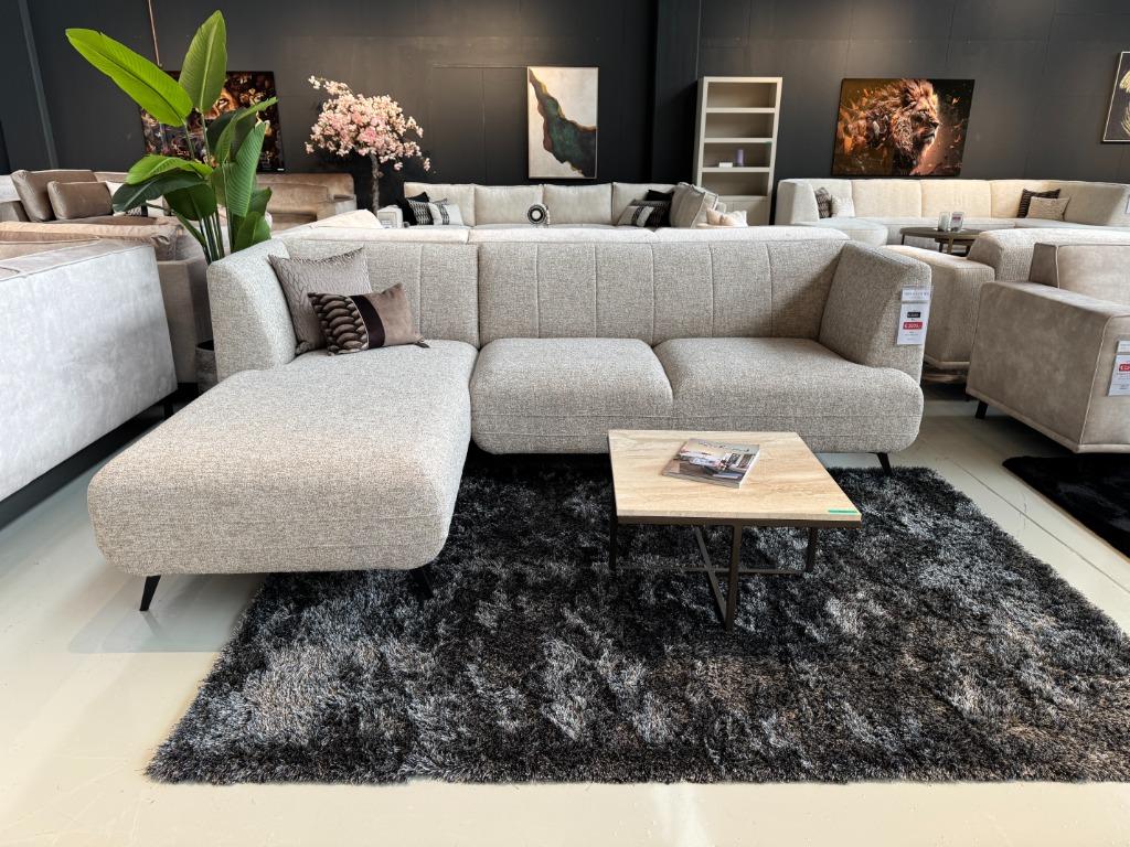 Direct ophalen | Hoekbank lounge Boucle | Comfort| Utrecht, Huis en Inrichting, Banken | Bankstellen, Ophalen, 250 tot 300 cm