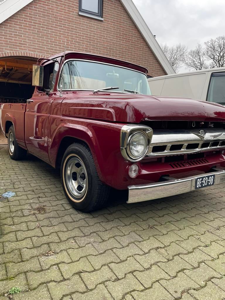Ford F100 1957 in topstaat!, Auto's, Bestelauto's, Achterwielaandrijving, 8 cilinders, Handgeschakeld, 1570 kg