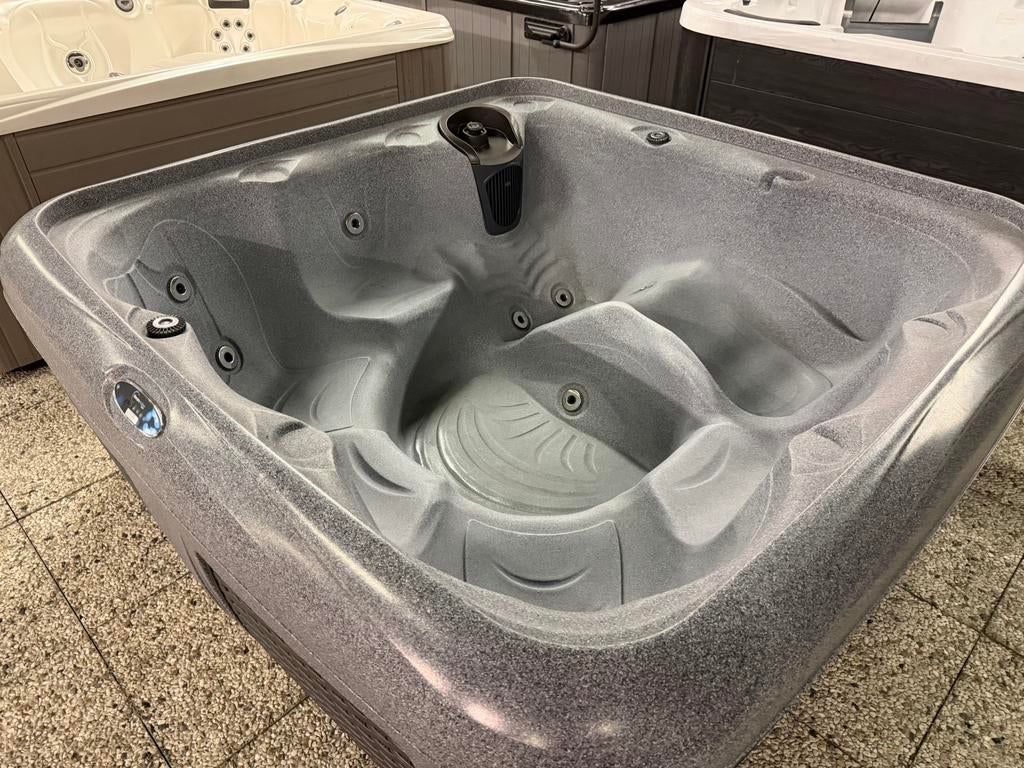 Dreammaker 6 Persoons jacuzzi Hufterproof, Balboa, Ophalen, Nieuw