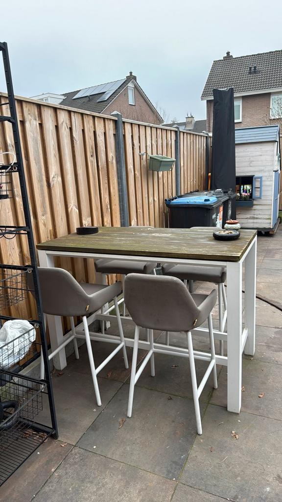 Barset met 4 hoge stoelen, Ophalen, Gebruikt