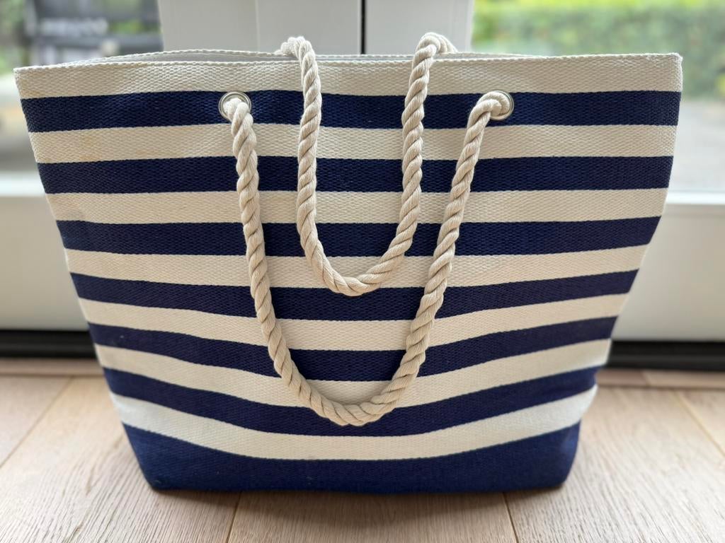 blauw/wit gestreepte (strand)tas NIVEA, Ophalen of Verzenden, Nieuw, Overige typen