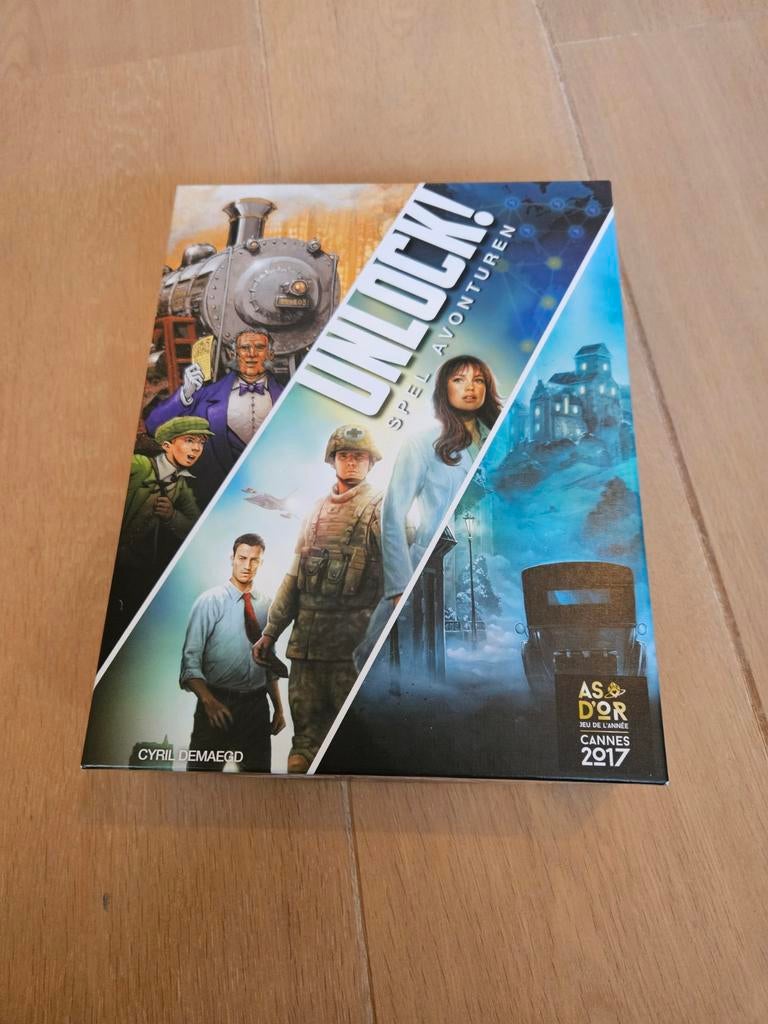 Unlock! Spel Avonturen - Perfecte Staat, Space Cowboys, Ophalen of Verzenden, Zo goed als nieuw, Vijf spelers of meer