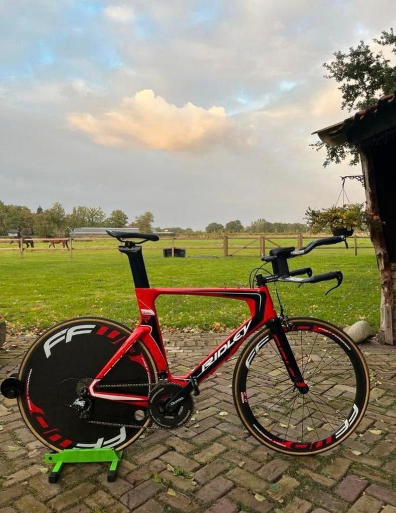 Ridley Dean Triathlonfiets / tijdritfiets - Maat L, Fietsen en Brommers, Fietsen | Racefietsen, Carbon, 10 tot 15 versnellingen