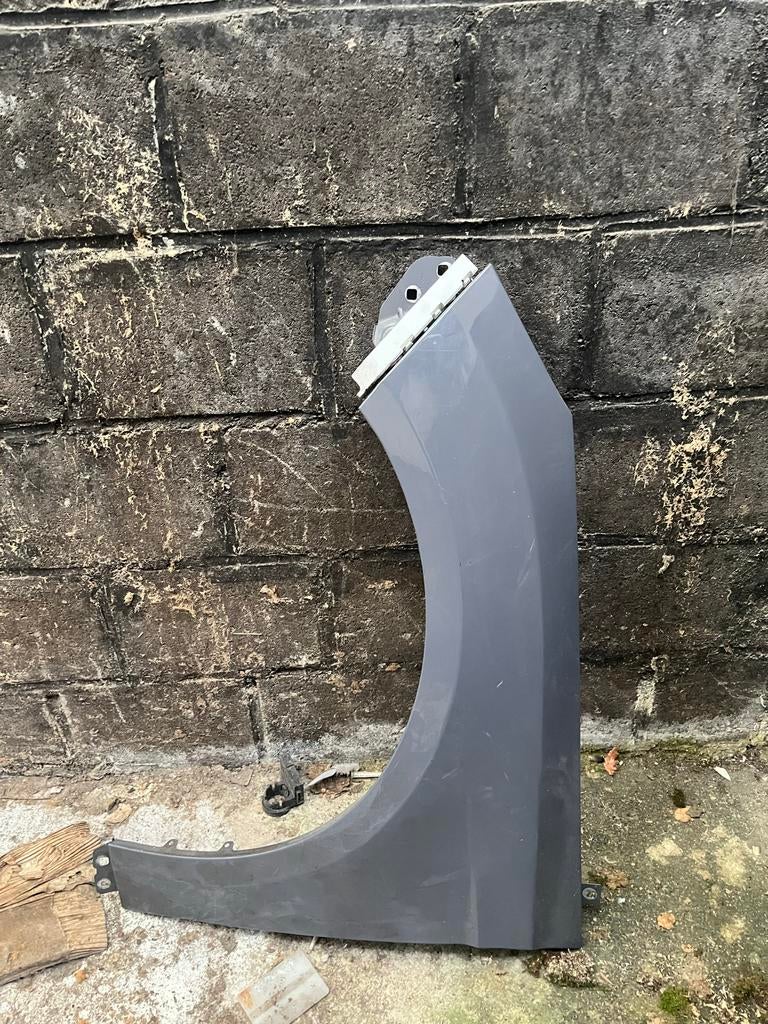 Gebruikte L.Spatbord ford focus 2011tot2018, Gebruikt, Ophalen of Verzenden, Spatbord, Voor