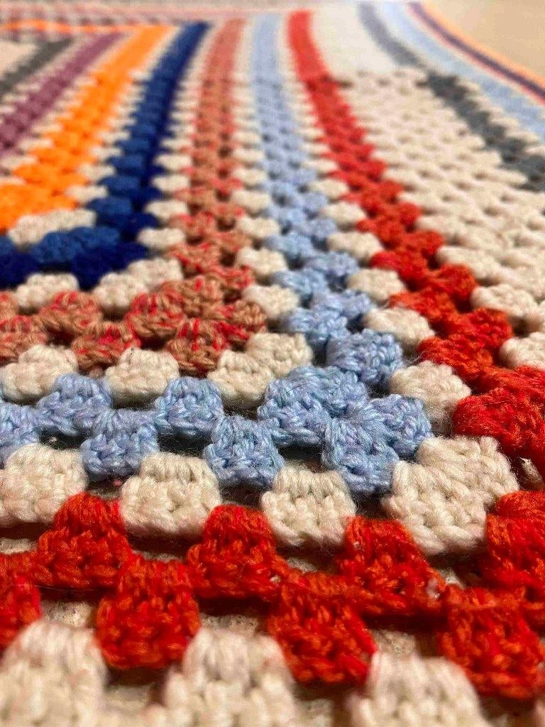 Granny woondeken gehaakt lichte kleuren  125/100, Gebruikt, Etten-Leur, DJT@dejuistetoon.eu, Ophalen of Verzenden