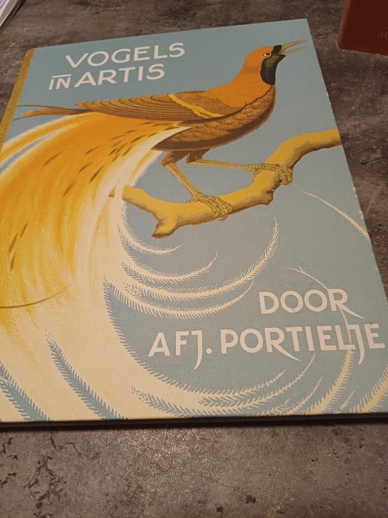 Plaatjesalbum  vogels in artis, Ophalen of Verzenden, Gelezen