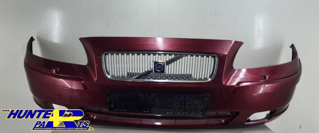 Voorbumper rood 454 Volvo V70 II ('00-'08) 08693340, Auto-onderdelen, Gebruikt, Voor, Ophalen of Verzenden, Volvo