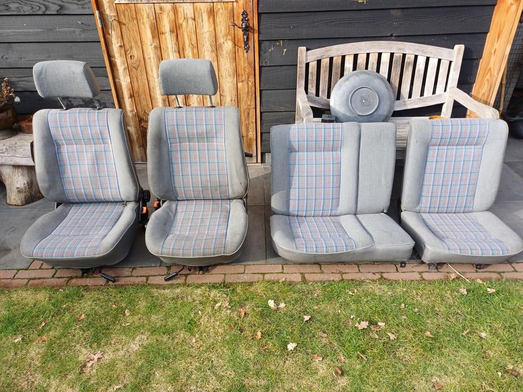 Stoelhoezen en vulling 3deurs Golf mk2, Auto-onderdelen, Ophalen of Verzenden