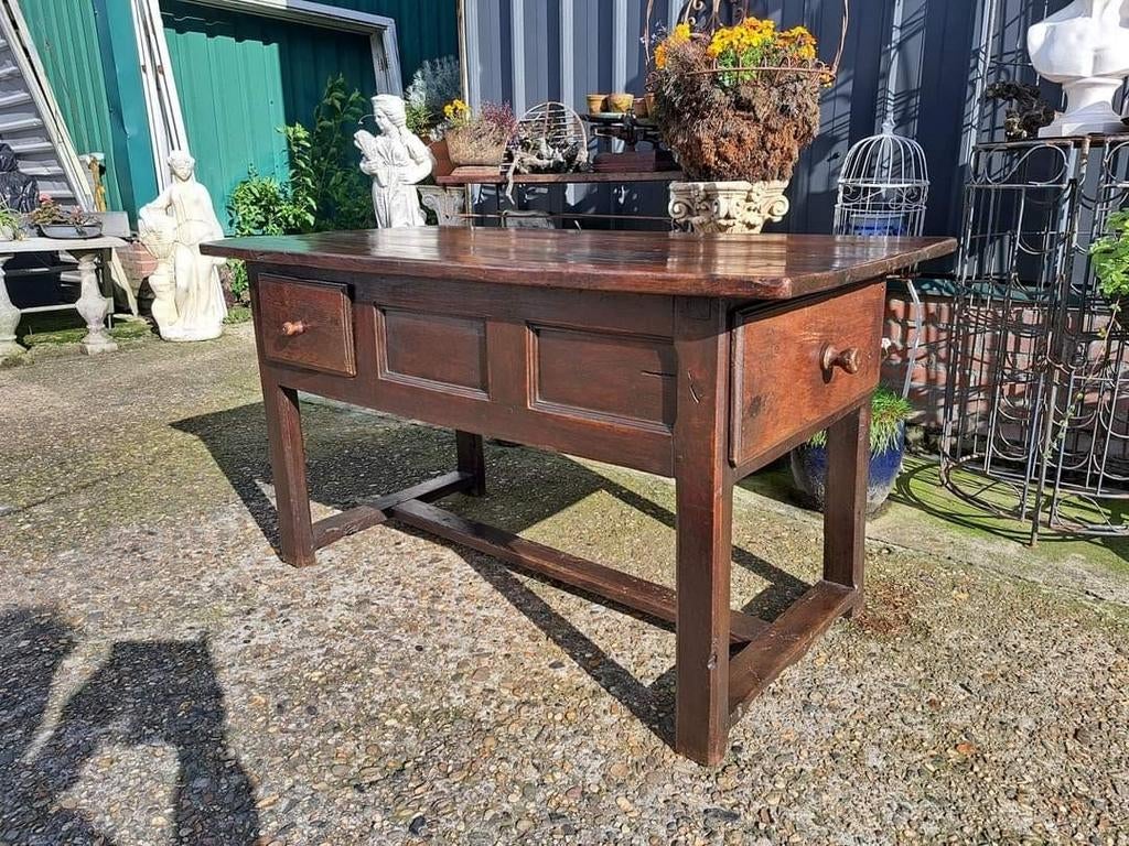 Oude robuuste franse tafel, sidetable met 2 lades afm. 135x6, Ophalen of Verzenden, Zo goed als nieuw