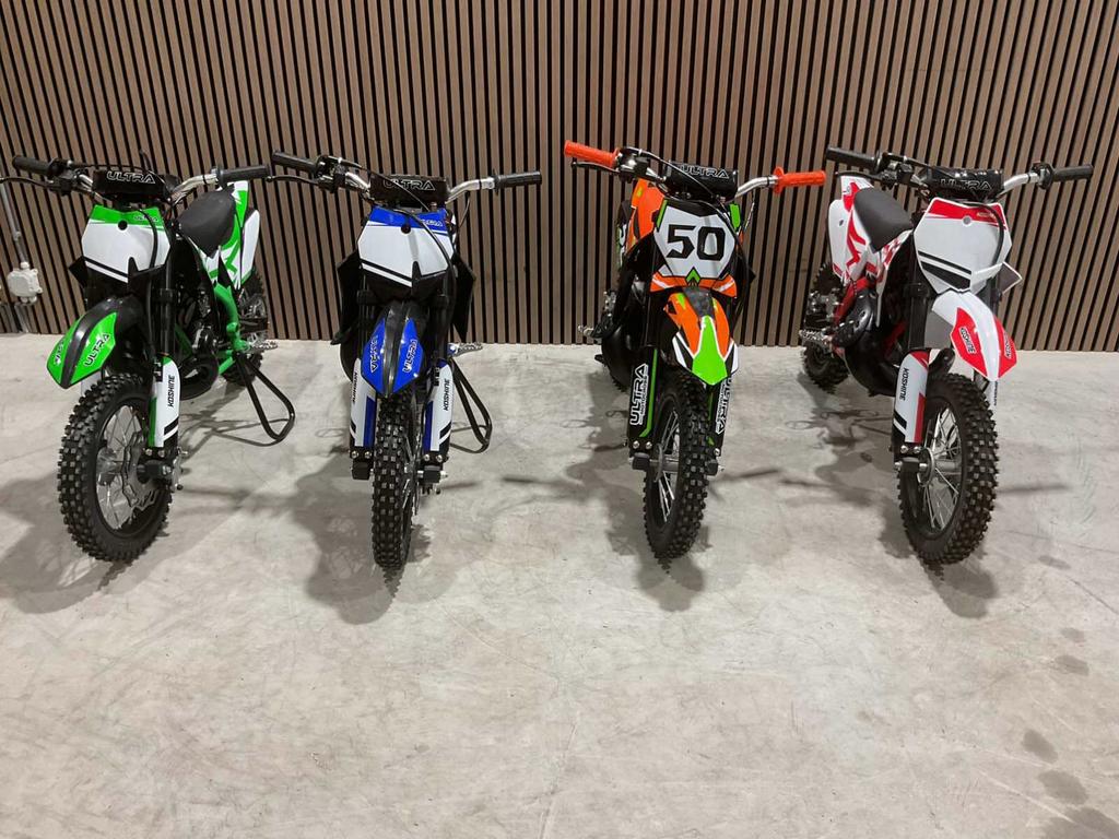 Pitbike crossmotor Koshine 50cc 12/10” nieuw in 4 kleuren‼️, Fietsen en Brommers, Minibikes, Midibikes en Pitbikes, Nieuw, Pitbike