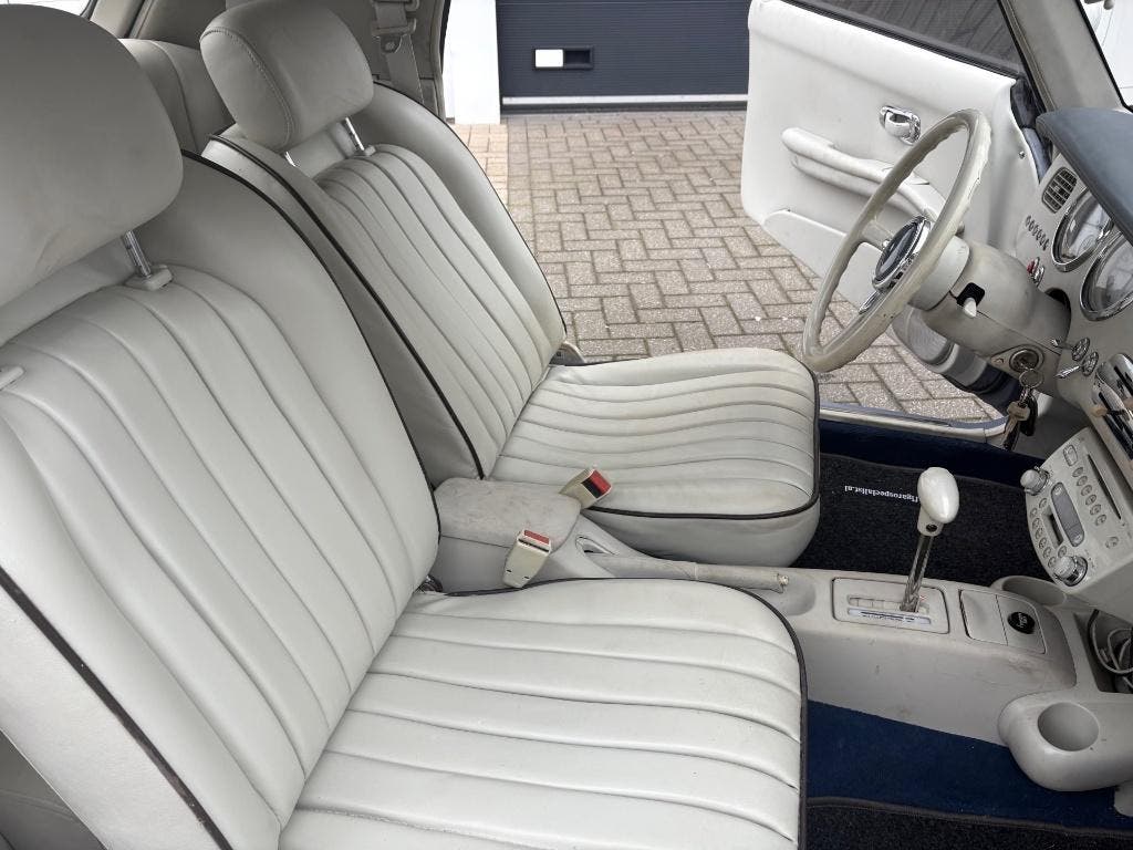 Unieke LINKSgestuurde Nissan Figaro nieuw opgebouwd, foto 11