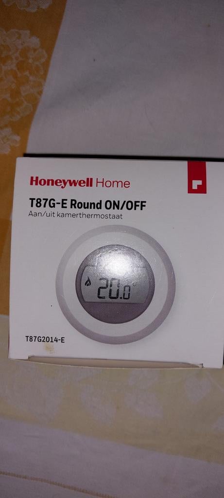 Honeywell thermostaat en een expansievat van 2 jaar oud., Ophalen of Verzenden, Detector, Sensor of Melder, Overige soorten