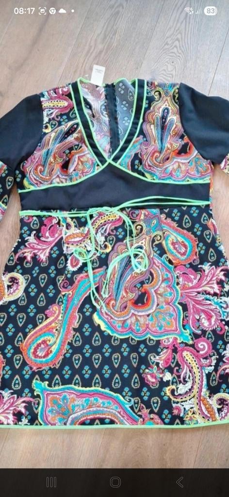 Flowerpower Hippie tuniek Maat 44/46, Carnaval, Maat 46/48 (XL) of groter, Ophalen of Verzenden, Onbekend