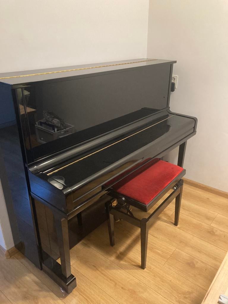 Yamaha U10A uit 1992, Muziek en Instrumenten, Piano's, Ophalen, Zo goed als nieuw, Zwart, Piano