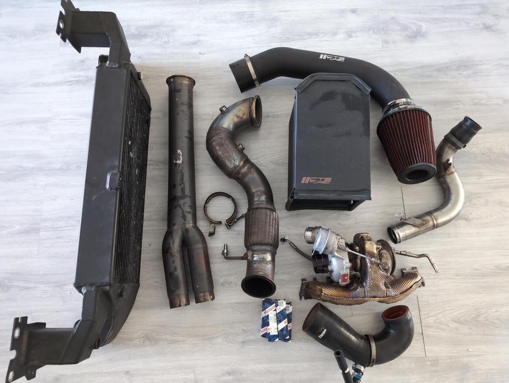 Audi rs3 8v turbo Downpipe etc, Auto-onderdelen, Uitlaatsystemen, Audi, Ophalen of Verzenden