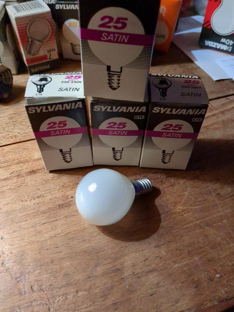 Lampen  4x 25 watt. E14, Minder dan 30 watt, Gloeilamp, E14 (klein), Nieuw