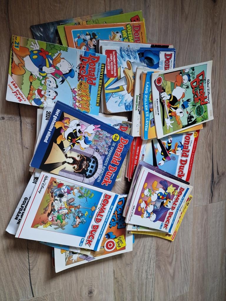 Stapel Stripboeken, meeste Donald Duck, Meerdere comics, Ophalen of Verzenden, Gelezen, Europa