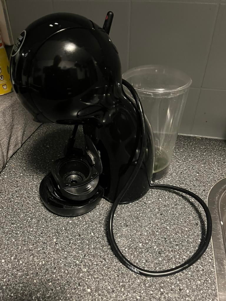 Dolce gusto, Ophalen, Zo goed als nieuw, Koffiemachine