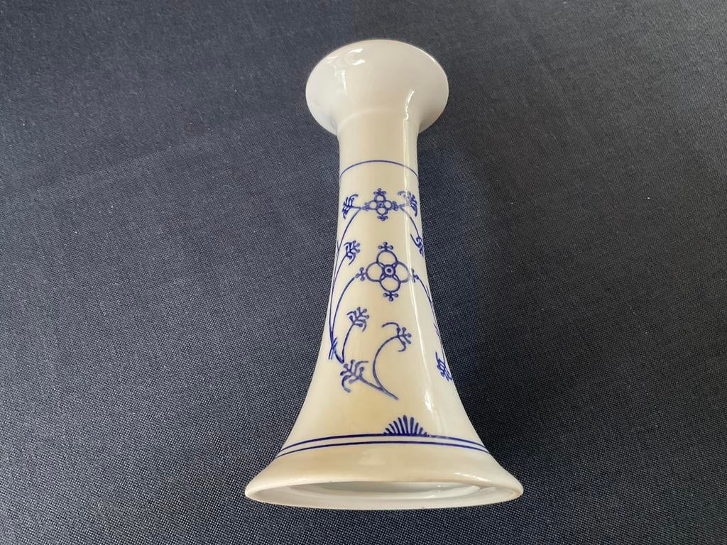 Kandelaar bij saksisch blauw servies, Huis en Inrichting, Keuken | Servies, Ophalen of Verzenden, Zo goed als nieuw, Bord(en)
