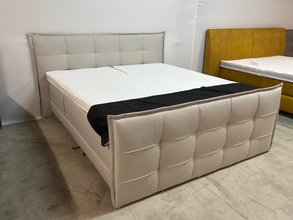 Boxspring elektriche compleet 180x200, Ophalen, Beige, 180 cm, 200 cm