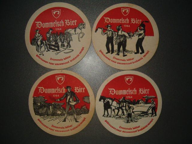 *Dommelsch 18 : Oud : 4 bierviltjes, Ophalen of Verzenden, Gebruikt, Viltje(s), Overige merken