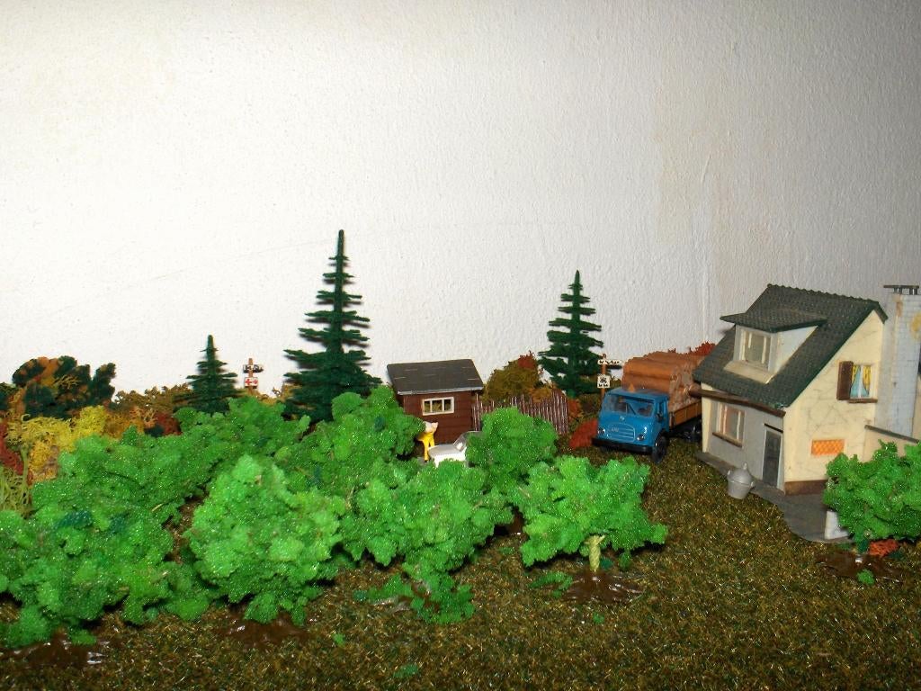 10 bomen / struiken 4cm. hoog Vero / Auhagen, Overige merken, Natuur, Gelijkstroom of Wisselstroom, Nieuw