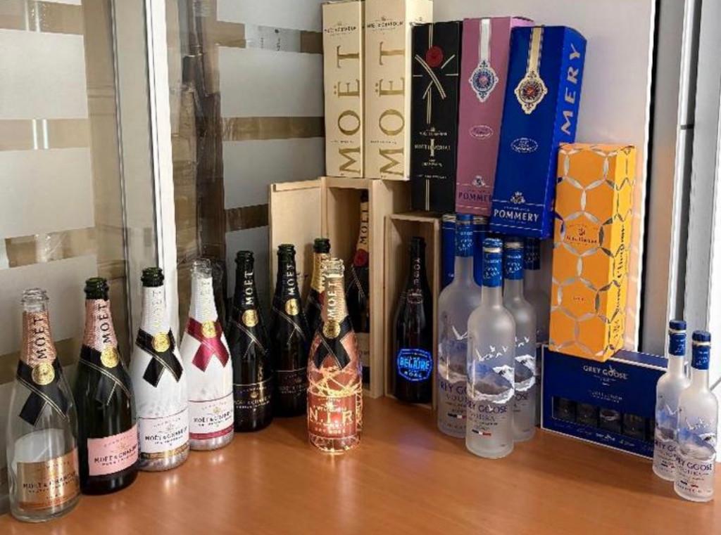 lege flessen grey goose moet champange, Ophalen of Verzenden, Zo goed als nieuw, Overige typen