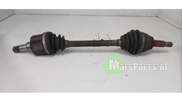 Aandrijfas links-voor van een Ford Fiesta, Gebruikt, -, -, Ophalen of Verzenden