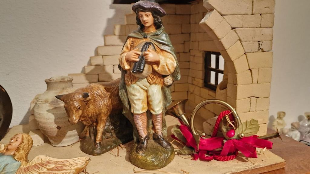 Grote Kerststal met grote Figuren, Ophalen
