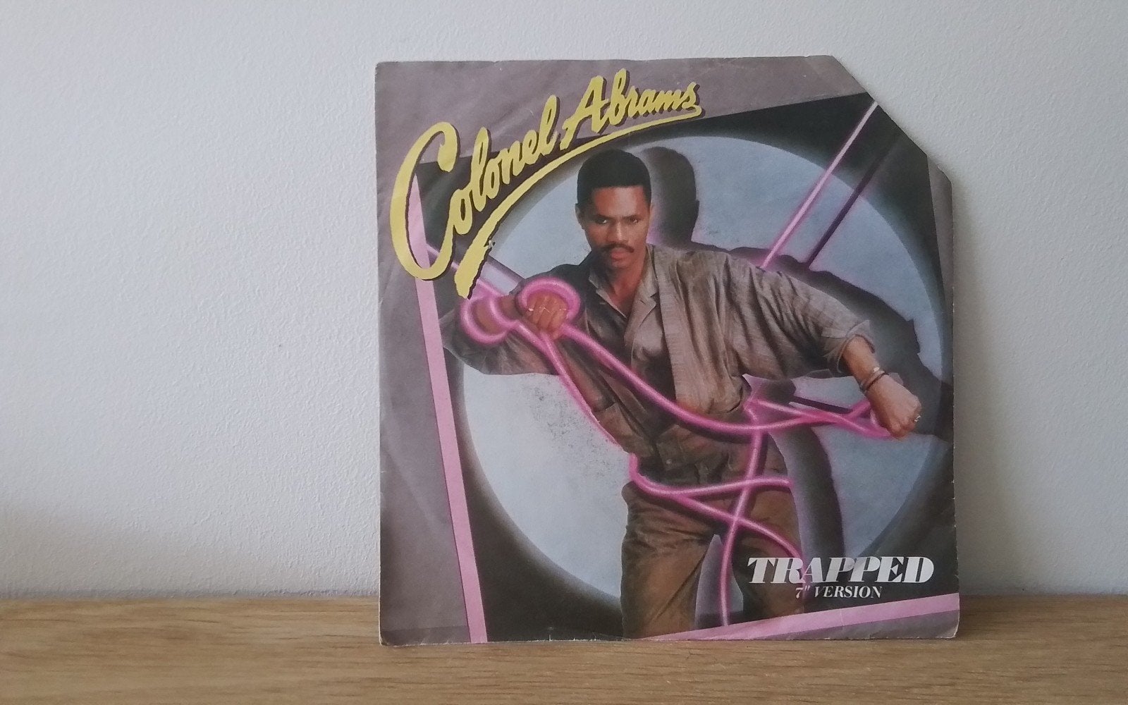 Colonel Abrams - trapped, Ophalen of Verzenden