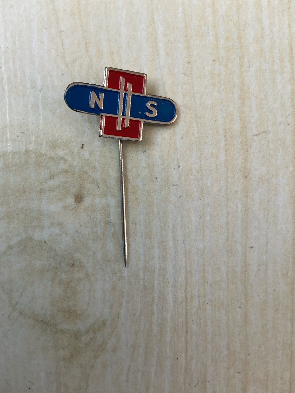 Vintage NS Speldje - Nederlandse Spoorwegen Pin, Ophalen of Verzenden, Gebruikt, Transport, Speldje of Pin