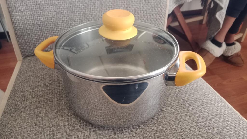 Kookpan 18cm met deksel, Ophalen, Gebruikt, Rvs