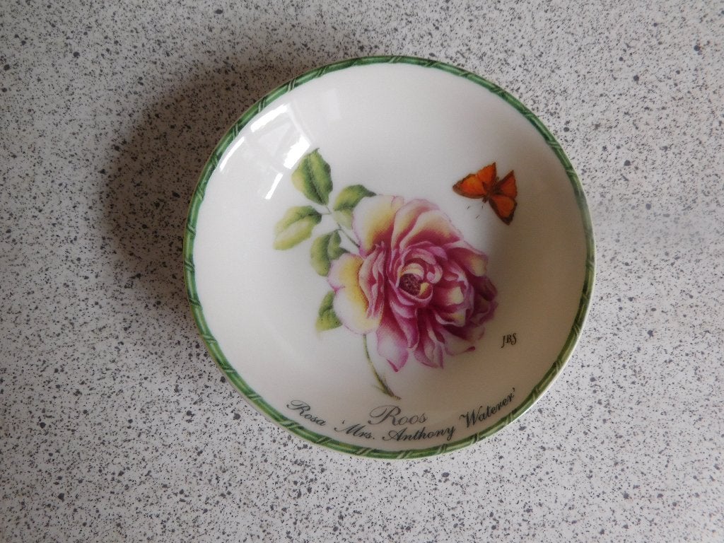 Bord 9 cm. Roos Augustus 2009 Janneke Brinkman JBS, Huis en Inrichting, Keuken | Servies, Overige merken, Ophalen of Verzenden