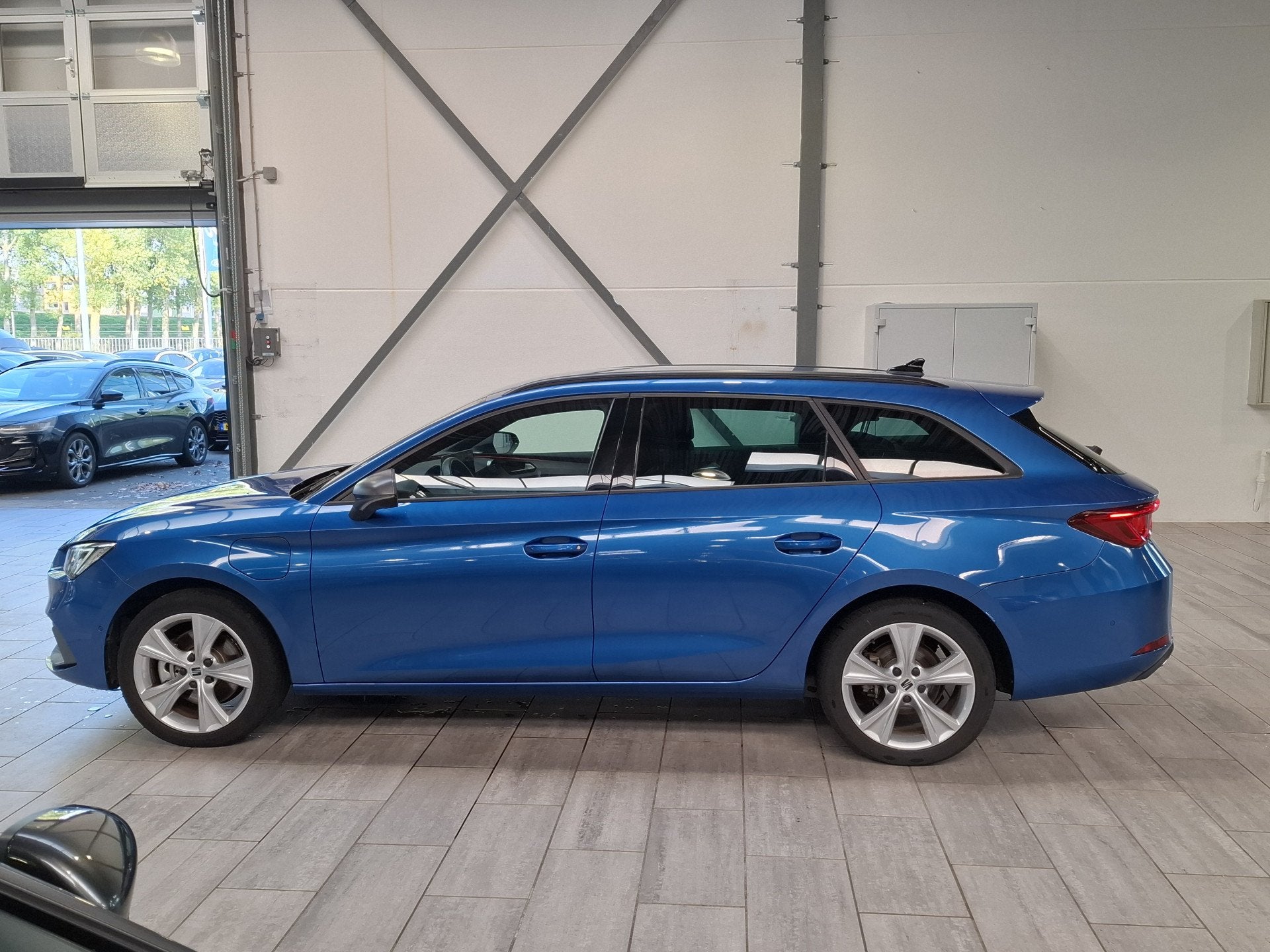 SEAT Leon Sportstourer 1.5 TSI e-Hybrid 204 pk FR Business |, 12 maanden, Stof, Zwart, 4 cilinders
