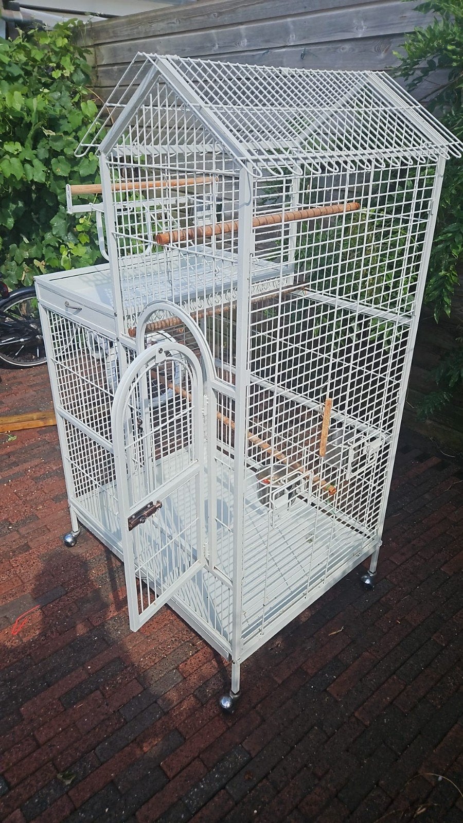 Papegaaien kooi, Grote kooi,, Dieren en Toebehoren, Ophalen, Metaal, Vogelkooi