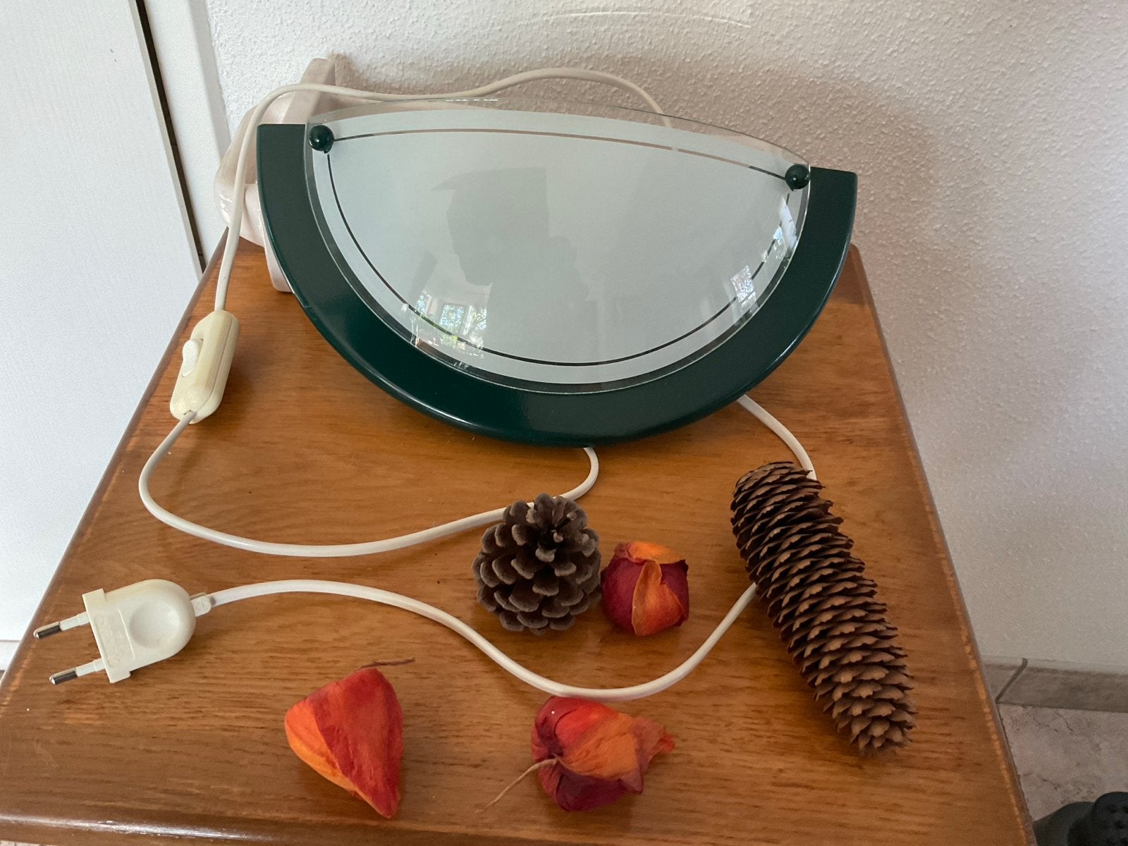 Groene wandlamp met glazen kap, Met snoer/stekker, Gebruikt, Overige fittingen, Ophalen of Verzenden