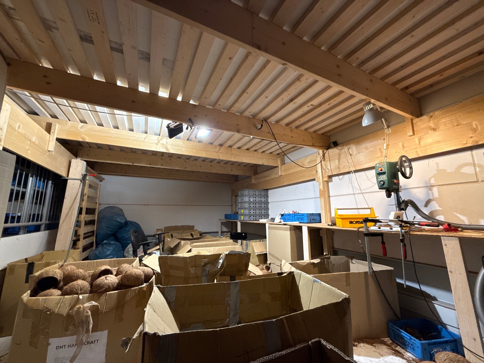 Gratis veel constructiehout dubbele entresol 7x4x5m, Ophalen, Gebruikt, Balk, Vuren