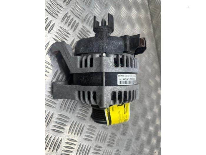 Dynamo van een Opel Corsa, Auto-onderdelen, Gebruikt, -, -, Opel