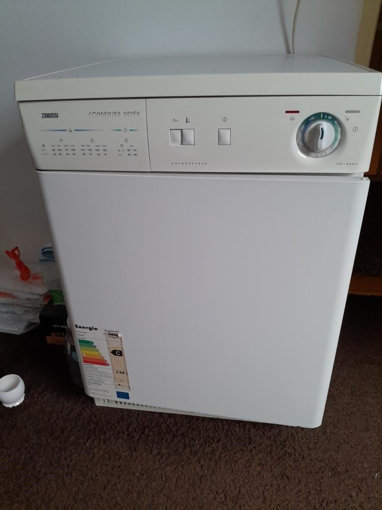 Zanussi Condensdroger, 6 tot 8 kg, Ophalen of Verzenden, Condens, 85 tot 90 cm