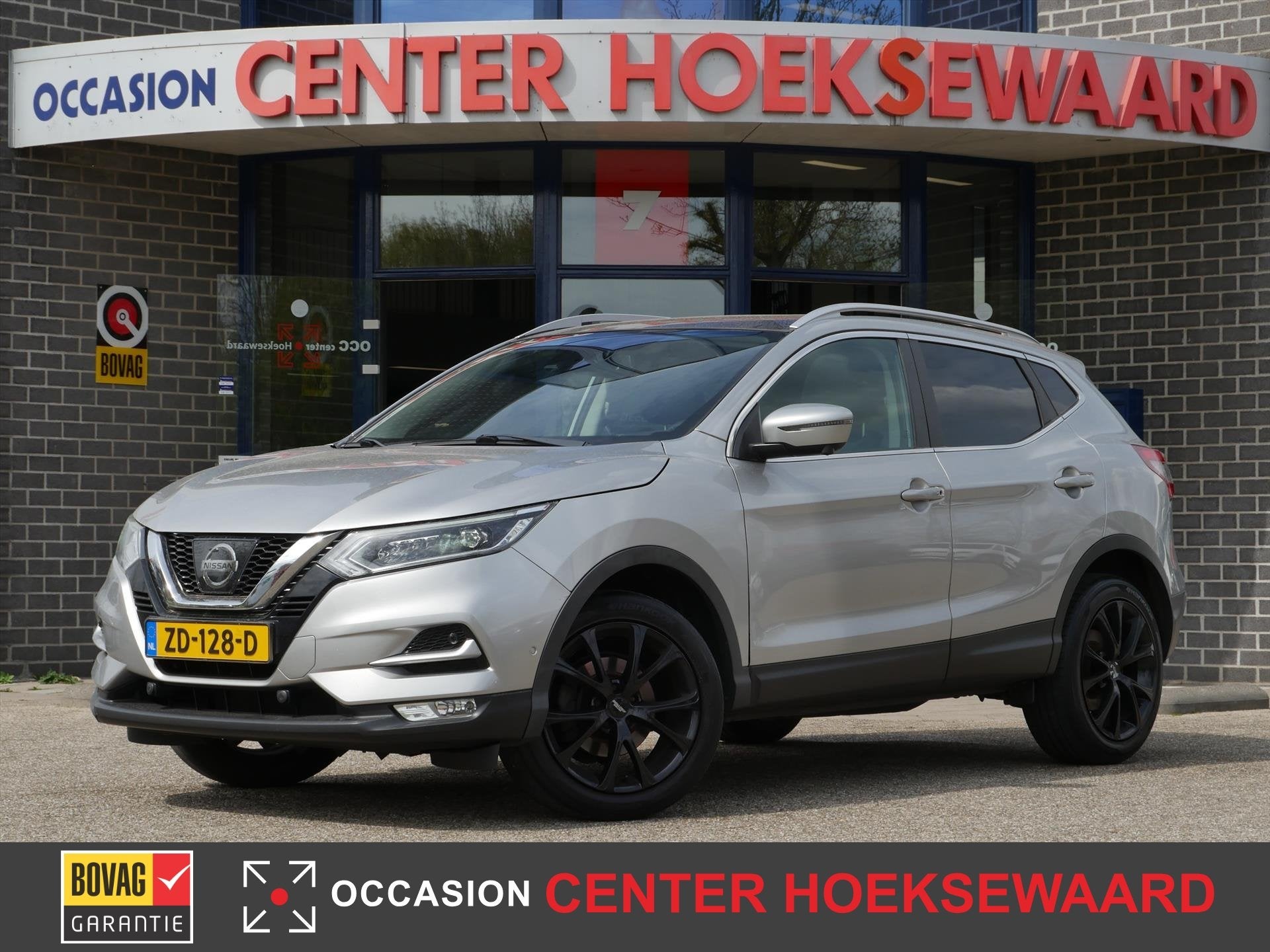 NISSAN Qashqai 1.2 DIG-T 115pk N-Connecta | Panoramadak | 18, Auto's, Stof, Gebruikt, 4 cilinders, 116 pk