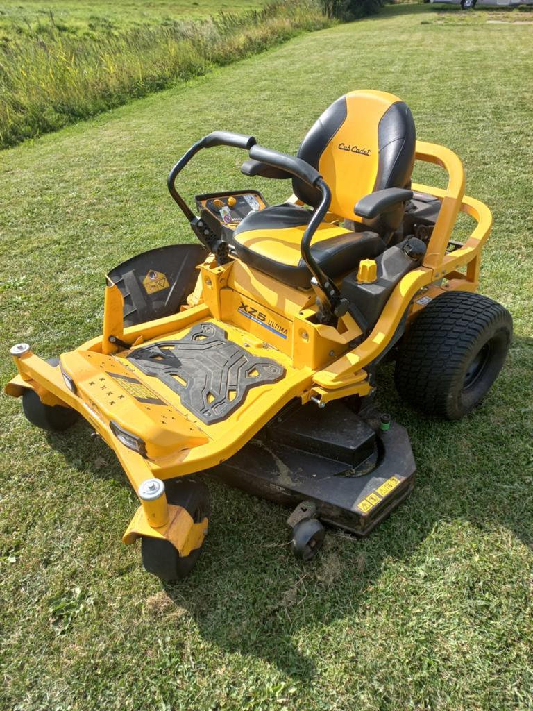 Cub Cadet XZ5 zeroturn zitmaaier 127 cm., Ophalen of Verzenden