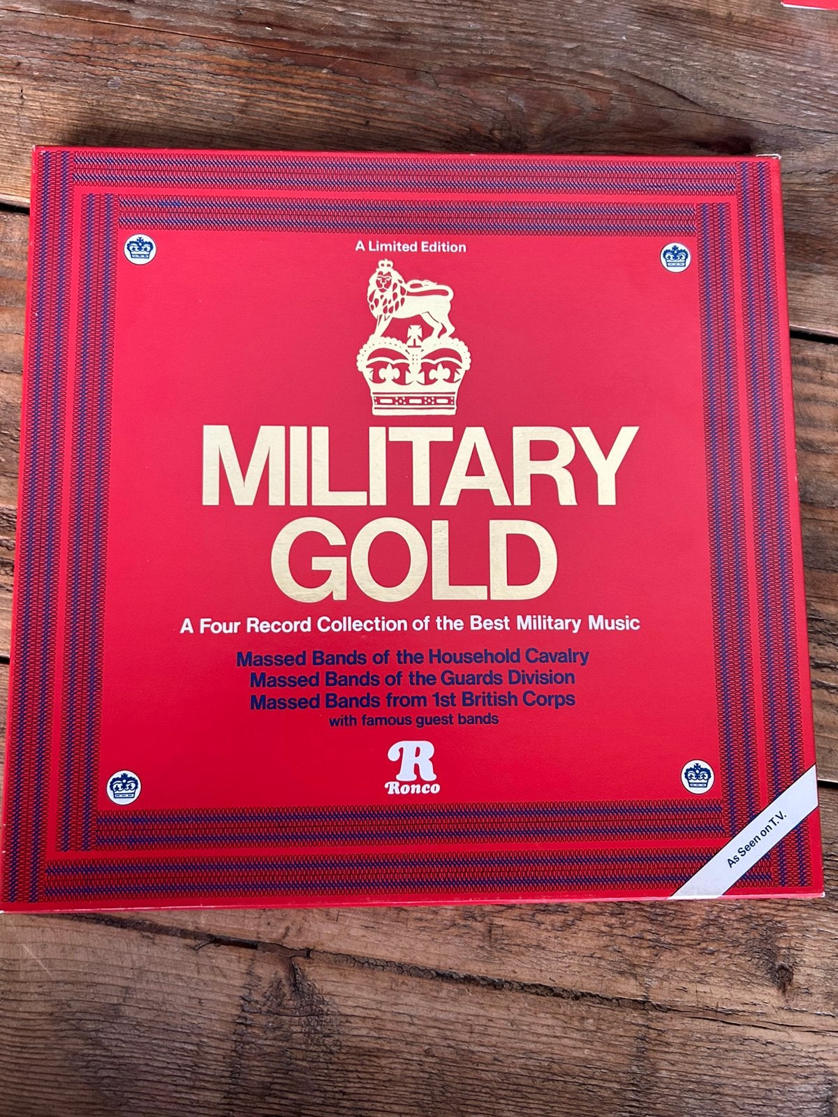 MILITARY GOLD - 4 lp box, Boxset, Ophalen of Verzenden, Zo goed als nieuw, Boxset