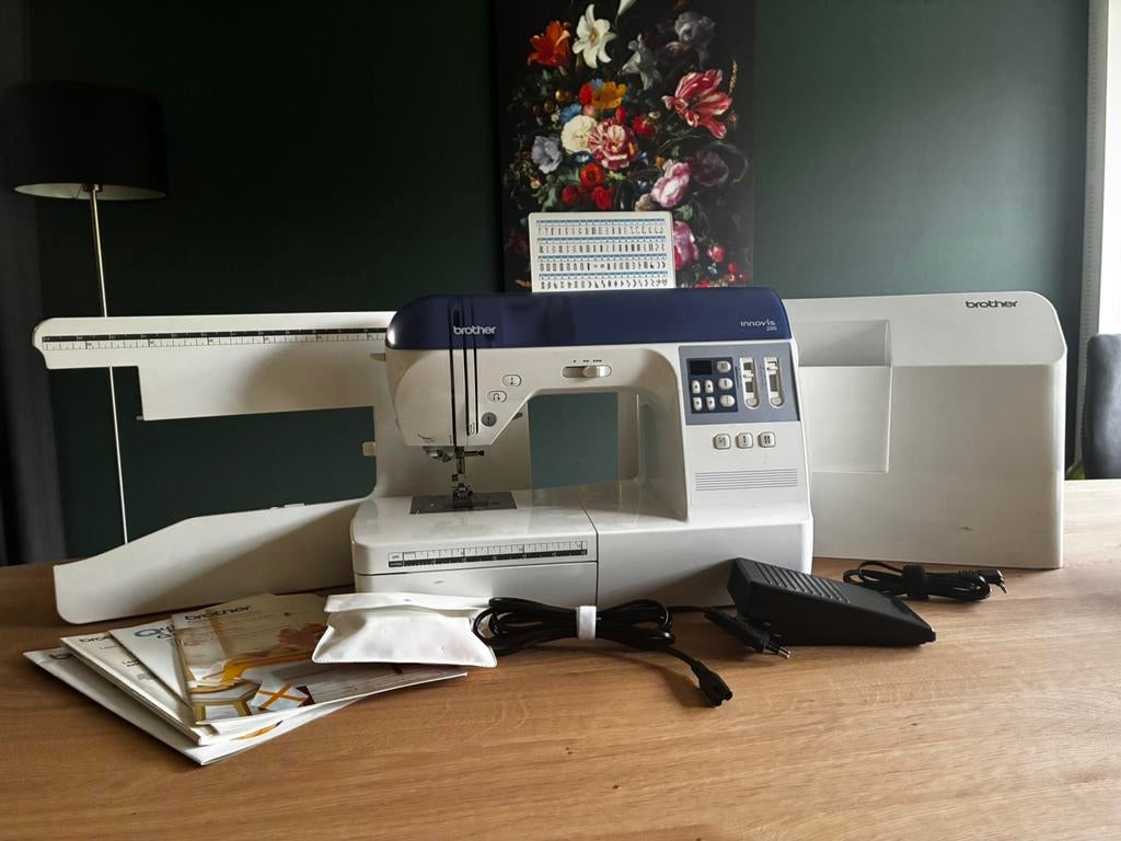 Naaimachine Brother Innov-Is 200, Hobby en Vrije tijd, Ophalen, Zo goed als nieuw, Naaimachine, Brother