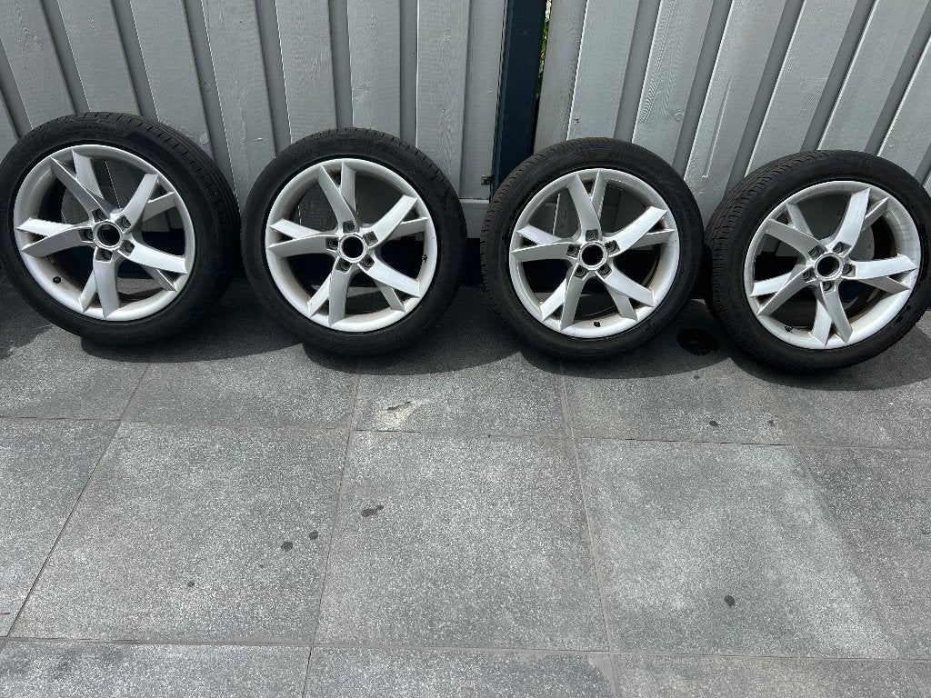 Lichtmetalen velgen + Zomerbanden (225/45 ZR17), Auto-onderdelen, Ophalen, Gebruikt, 17 inch, Band(en)