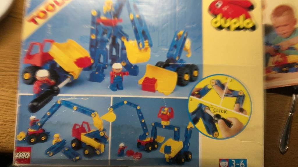Lego duplo/Toolo set met poppetjes en wielen, Inclusief minifiguren, Gebruikt, Lego, Ophalen of Verzenden